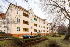Schöne 2-Raum-Wohnung mit Balkon und Tageslichtbad