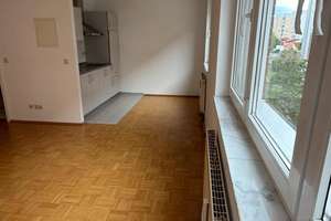 Kapitalanlage oder Eigennutzung – renoviertes Apart. in Rheinlage, Aufzug und Fitnessstudio im Haus – Böckingstr. 61, 50163 Mülheim (Ortsteil), Köln – Vorschaubild 7