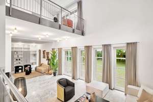 Viel Raum und Privatsphäre: Stilvolles Ensemble aus Haupt- und Gästehaus mit Traumgarten – Die vollständige Adresse der Immobilie erhältst du vom Anbieter., 81375 Neuhadern, München – Vorschaubild 8