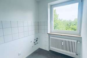 Schöne, helle und sanierte 1,5-Zimmer-Wohnung mit Balkon nähe Kuhsee zu vermieten  – Mittenwalder Straße  2, 86163 Hochzoll-Süd, Augsburg – Vorschaubild 4