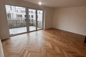 *ERSTBEZUG* 2-Zimmer-Wohnung im 3. OG mit Balkon in Düsseldorf-Niederkassel, Grenze Oberkassel