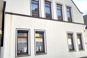 Großzügige 6-Zimmer-Wohnung über 2 Ebenen im Herzen von Bremerhaven-Geestemünde