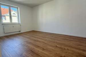 Helle 2-Zimmer-Wohnung mit zwei Balkonen und Badewanne in ruhiger Lage – Rudolf-Renner-Straße 26, 1159 Löbtau-Nord, Dresden – Vorschaubild 5