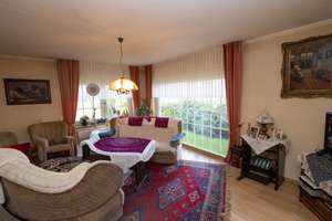 Zuhause in Weener: Großzügiger Bungalow mit Garten, Teich und überdachter Terrasse – Die vollständige Adresse der Immobilie erhältst du vom Anbieter., 26826 Weener – Vorschaubild 2