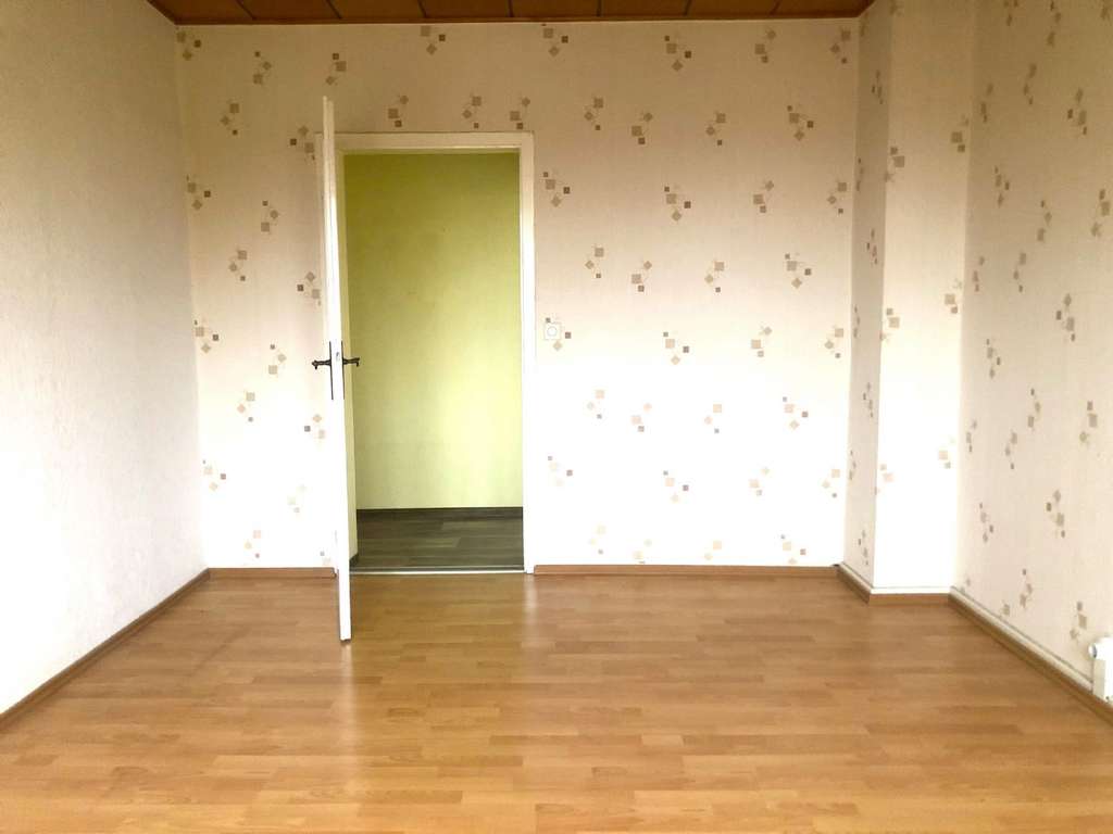 Immobilie in Bad Lausick - nicht vermietete 3 Zimmer Wohnung mit 61 m² und Stellplatz in Bad Lausick zu verkaufen - Bild 4