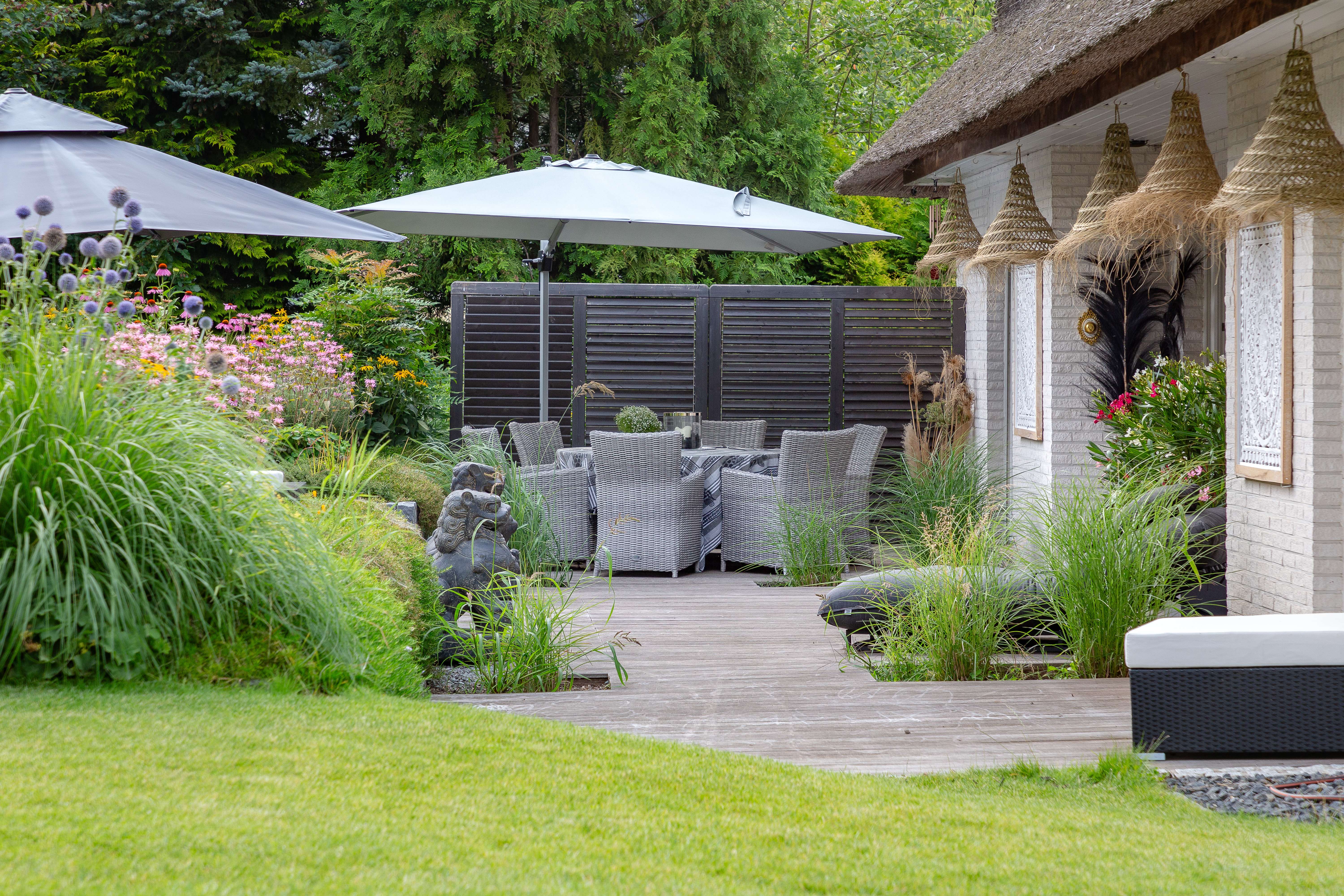 Immobilie in Hornbek - Vor den Toren Hamburgs: Exklusives Einfamilienhaus mit großz. Garten, Sauna , Fitness u.a. - Bild 1