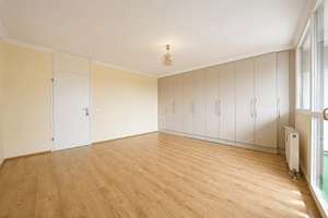 Elegante 3-4-Zimmer-Wohnung, zentral in Köln-Weiden mit 2 Balkonen und Tiefgaragenstellplatz – 50858 Weiden, Köln – Vorschaubild 16