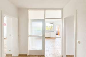 Helle 4,5-Zimmer-Wohnung mit Balkon und Aufzug in Essen-Holsterhausen