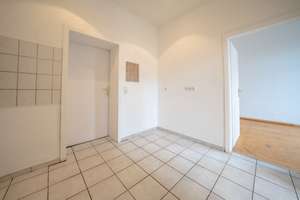 Zwischen Geschichte und Gemütlichkeit – Ihr neues Zuhause im Herzen von Rheydt – Die vollständige Adresse der Immobilie erhältst du vom Anbieter., 41236 Heyden, Mönchengladbach – Vorschaubild 3