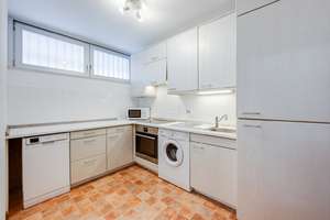 AIGNER - Helle und ruhige 2-Zimmer-Wohnung in Laim mit Balkon und guter Infrastruktur – Die vollständige Adresse der Immobilie erhältst du vom Anbieter., 80687 St. Ulrich, München – Vorschaubild 4