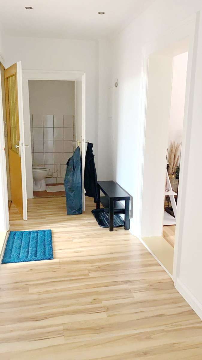 Immobilie in Alfeld (Leine) - Bevorzugt als Generationen Haus: renoviertes Stadthaus mit 3 WE in zentraler Lage - Bild 0