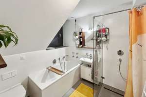 Bezugsfreie 2-Zimmer-Maisonettewohnung in Bestlage von Fürth – Die vollständige Adresse der Immobilie erhältst du vom Anbieter., 90762 Stadtpark, Stadtgrenze, Fürth – Vorschaubild 5