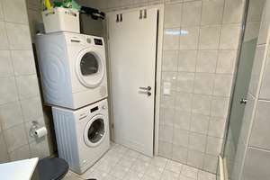 Stilvolle, neuwertige 2-Zimmer-Wohnung mit Balkon und Einbauküche in Augsburg – Die vollständige Adresse der Immobilie erhältst du vom Anbieter., 86199 Göggingen-Nordost, Augsburg – Vorschaubild 11