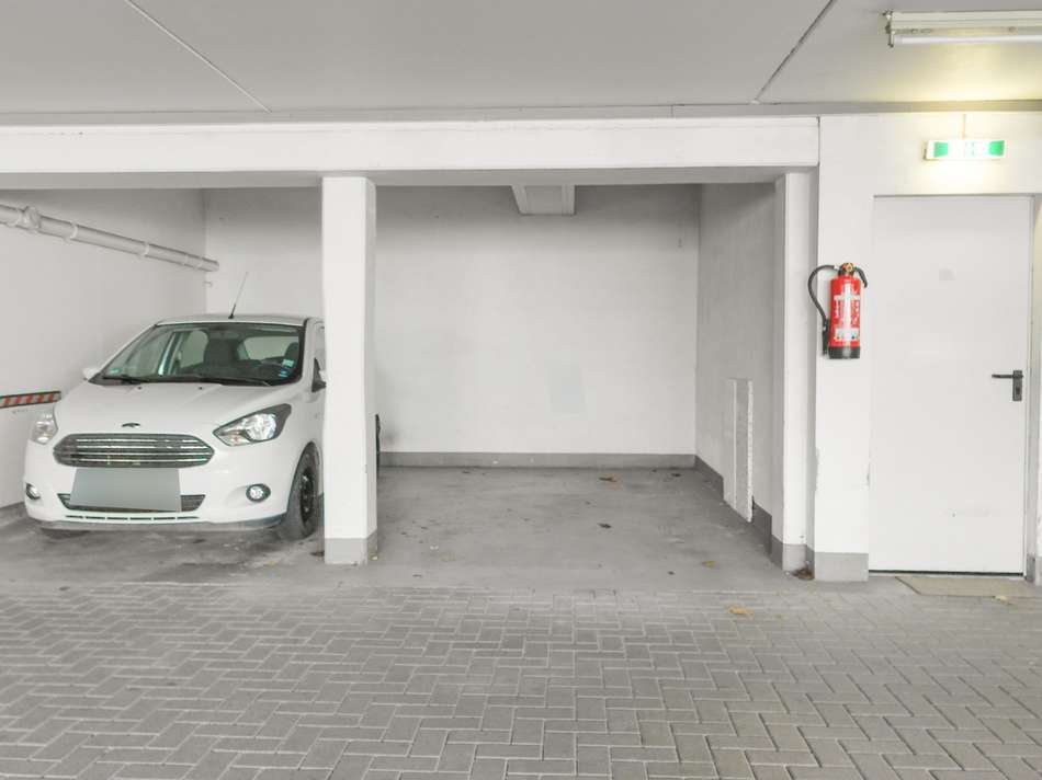 Tiefgaragenstellplatz