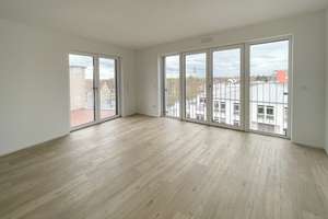 Für Paare und junge Familien: 3 Zimmer mit Balkon – Thumenberger Weg 33, 90491 St. Jobst, Nürnberg – Vorschaubild 1
