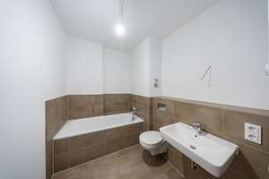 Neubauwohnung im Erstbezug mit Fußbodenheizung und Balkon / WBS 220 erforderlich – Daumstr. 66, 13599 Haselhorst, Berlin – Vorschaubild 6