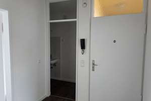 Stilvolle sanierte 2-Zimmer Wohnung mit Einbauküche in Mannheim – Stengelhofstraße 53, 68219 Rheinau, Mannheim – Vorschaubild 4