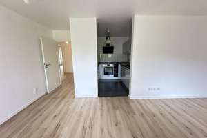 Familienfreundliche 4-Zimmer-Wohnung mit Balkon und moderner Raumaufteilung – Wolfringstr. 14, 90765 Ronhof, Kronach, Fürth – Vorschaubild 8