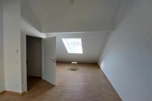 Modernes Reihenmittelhaus zur Miete – Erstbezug in ruhiger, grüner Lage – Am Heuselbach 6/1, 73529 Schwäbisch Gmünd – Vorschaubild 8