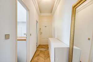 2-Zimmer-Altbaujuwel in begehrter Lage zwischen Isar und Isartor – Die vollständige Adresse der Immobilie erhältst du vom Anbieter., 80331 Lehel, München – Vorschaubild 5