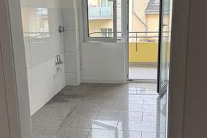 Lebendiges Viertel in Bonn: 3-Zimmer-Wohnung mit Balkon – Bornheimerstraße 54, 53111 Nordstadt, Bonn – Vorschaubild 11