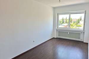 Alles in Ihrer Nähe! – 3 ZKB mit Balkon und TG-Stellplatz in toller Lage – Die vollständige Adresse der Immobilie erhältst du vom Anbieter., 86169 Hammerschmiede, Augsburg – Vorschaubild 11