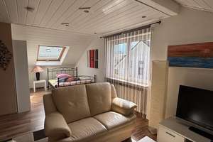 Ist das Ihr neues Zuhause in bevorzugter Wohnlage?
EFH mit ELW und großem Grundstück in Steinbach! – Die vollständige Adresse der Immobilie erhältst du vom Anbieter., 76534 Steinbach, Baden-Baden – Vorschaubild 22