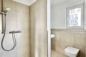 Geräumige DHH - 6-Zimmer-Haus in Wuppertal-Vohwinkel  – Ludgerweg 132, 42329 Vohwinkel, Wuppertal – Vorschaubild 11