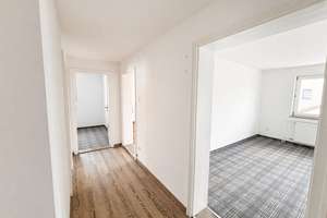 Ein Ort für Alltag und Rückzug  – 3 Zimmer-Wohnung mit Stellplatz in Fischbach – Die vollständige Adresse der Immobilie erhältst du vom Anbieter., 90475 Fischbach, Nürnberg – Vorschaubild 4