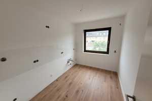 MG Giesenkirchen 3 Zimmer,Garage,Gäste WC,Bad mit Badewanne und Dusche,Saniert – Mönchengladbach – Vorschaubild 4