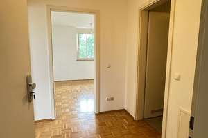 Befristet für 2 Jahre!!!--Dachgeschoss, 2 Balkone, Lift, EBK, TG--Nähe Messe – Graf- Lehndorff- Str 18, 81829 Trudering-Riem (Ortsteil), München – Vorschaubild 5