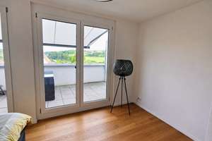 Modernes Reihenendhaus mit 3 Terrassen & Garten – ideal für Familien & Expats – Hindenburgstraße 12, 71263 Weil der Stadt – Vorschaubild 7