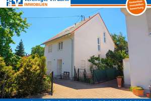 Naturnah wohnen – Großzügiges Einfamilienhaus mit Garten und Garage 