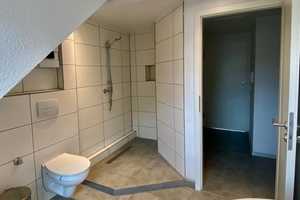 Aufwändig modernisiertes Wohn- Geschäftshaus mit vermieteter Gastronomiefläche und Parkplätzen – Krefeld – Vorschaubild 31