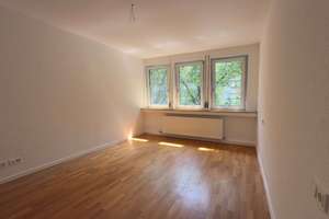 Charmante neu sanierte 2 Zimmer Wohnung im Zentrum!