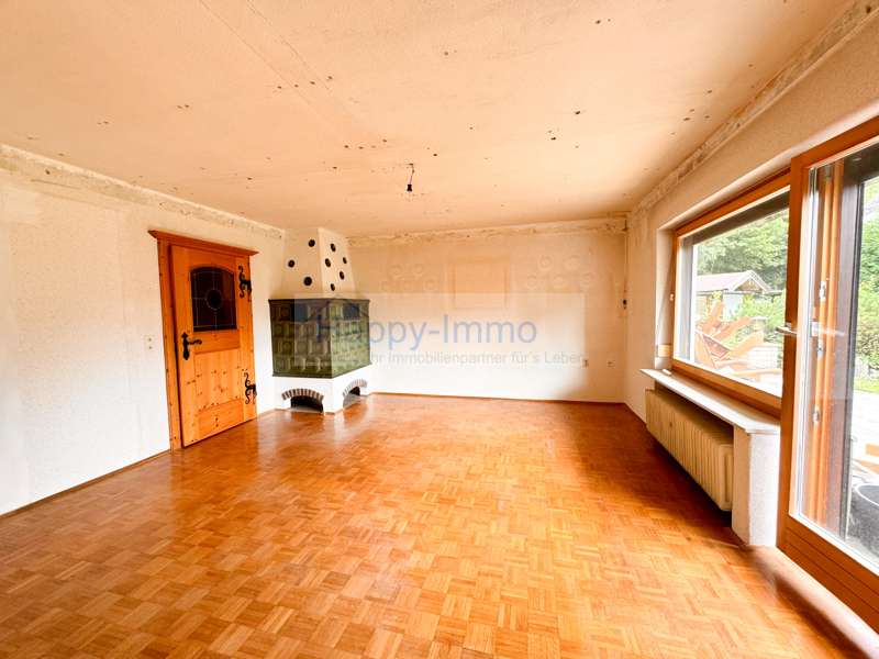 Immobilie in Sauerlach - bezugsfreies 2 Familienhaus mit ausgebauten DG -großes Grundstück Südausrichtung - Bild 3