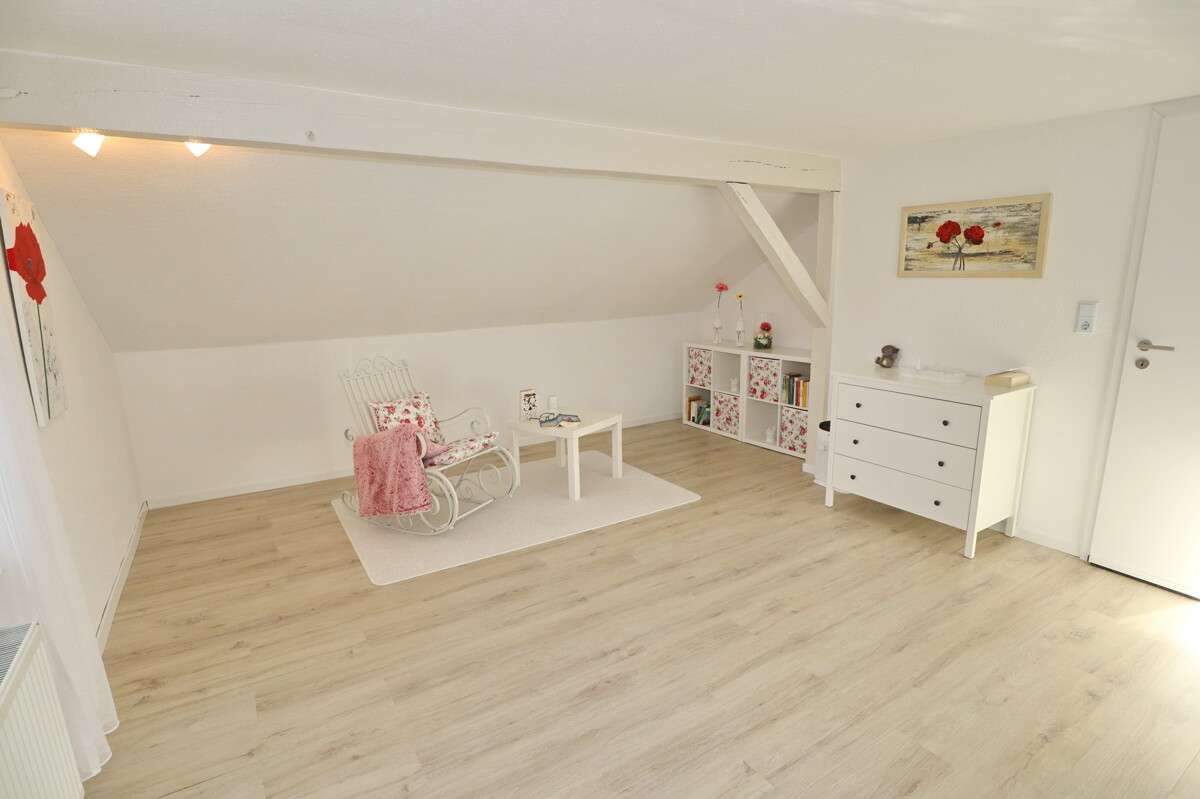 Immobilie in Hasenkrug - Umfangreich Saniertes Einfamilienhaus in Hasenkrug - Bild 1