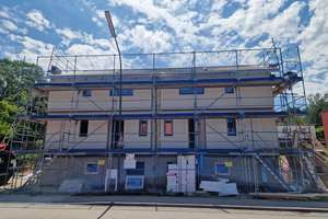 Neubau-Erstbezug: DHH 145m² mit Keller, Garage & PV/Akku | A+  – Prieler Straße 15, 85232 Bergkirchen – Vorschaubild 3