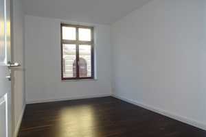 Geräumige 3-Raum-Wohnung zu vermieten - Hochparterre - Balkon - Parkett - – Helmstedter Str. 3, 39112 Magdeburg – Vorschaubild 2