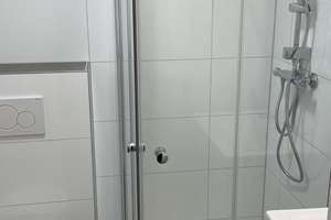 helle, großzügig geschnittene 2 OG 2 Zimmer Wohnung in ruhiger Lage mit Loggia und großem Garten – Reinhardstr. 1A-C, 52078 Forst, Aachen – Vorschaubild 18