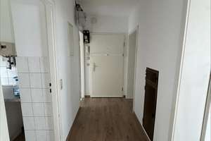 Helle 3-Zimmer-Wohnung mit Balkon in Stuttgart-Ost – Die vollständige Adresse der Immobilie erhältst du vom Anbieter., 70186 Gaisburg, Stuttgart – Vorschaubild 9