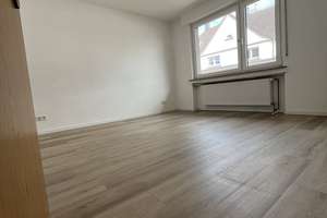 HÖHSCHEID: 2-Zimmer, Wannenbad, BALKON ruhige aber zentrale Lage! – Köcherstr. 6, 42657 Solingen-Mitte, Solingen – Vorschaubild 8