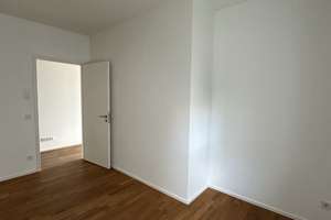 Zweitbezug: Familiengerechte 3 Zimmer am Lindenauer Hafen mit Blick auf den Kanal und großem Balkon – Hafenstraße 11b, 4179 Schönau, Leipzig – Vorschaubild 15
