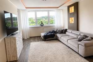 Lichtdurchflutete 3,5-Zimmer-Wohnung mit zwei Balkonen, Aufzug und Grünblick in Bochum-Steinkuhl – Markstraße 97, 44801 Querenburg, Bochum – Vorschaubild 4