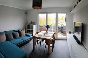 Moderne 3-Zimmer Maisonette mit Balkon, Klimaanlage, Photovoltaikanlage und Außenstellplatz – Adolf-Klarenbach-Straße 18, 40589 Holthausen, Düsseldorf – Vorschaubild 9