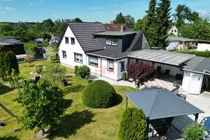 Doppelhaushälfte mit gepflegtem Garten und Pool am Landschaftsschutzgebiet - familiär im Grünen lebe – Die vollständige Adresse der Immobilie erhältst du vom Anbieter., 13469 Lübars, Berlin – Vorschaubild 2