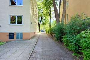 Stilvolle 2 Zimmer Wohnung mit Parkett, Balkon und Außenstellplatz in Lichterfelde – Die vollständige Adresse der Immobilie erhältst du vom Anbieter., 12203 Lichterfelde, Berlin – Vorschaubild 38