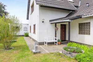 Doppelhaushälfte mit Kamin und gepflegtem Garten in gefragter Lage von Britz – Die vollständige Adresse der Immobilie erhältst du vom Anbieter., 12347 Britz, Berlin – Vorschaubild 9
