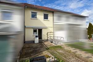 Reihenmittelhaus in beliebter Wohngegend mit einladender Südterrasse – Die vollständige Adresse der Immobilie erhältst du vom Anbieter., 72766 Reutlingen-Mitte, Reutlingen – Vorschaubild 2