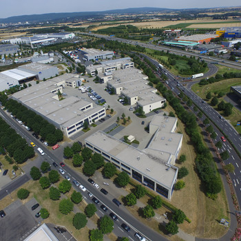 1.500 m² HALLE / 177 SERVICE + 234 m² BÜRO *PROVISIONSFREI* IN FLUGHAFENNÄHE ZU VERMIETEN